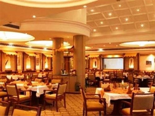 Palm Meadows Resort Bangalore Luaran gambar