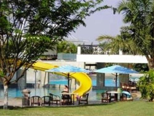Palm Meadows Resort Bangalore Luaran gambar
